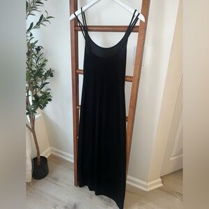 Elegant Black Sleeveless Dress